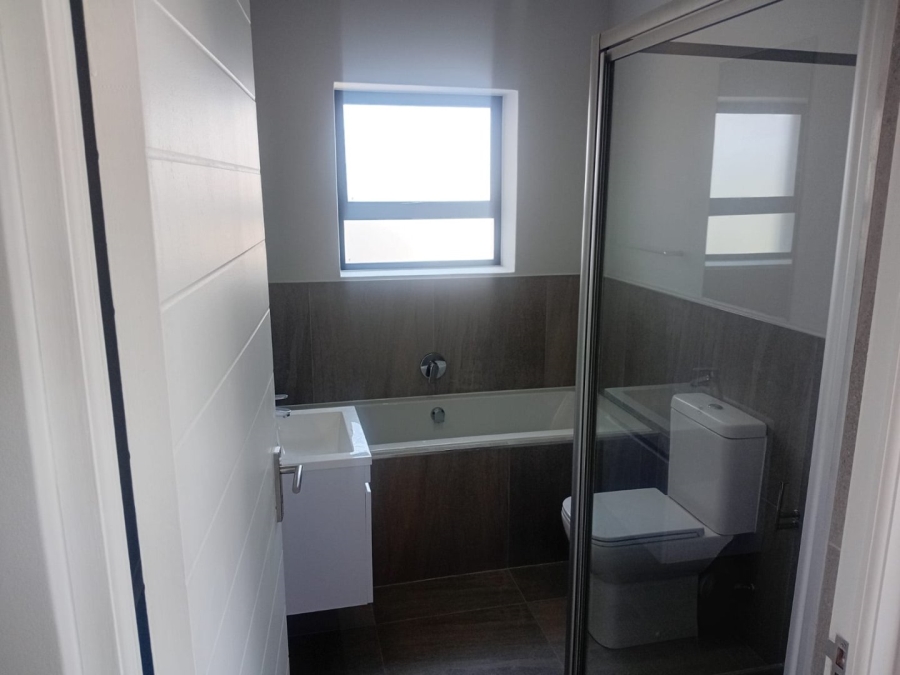 2 Bedroom Property for Sale in Table View Western Cape